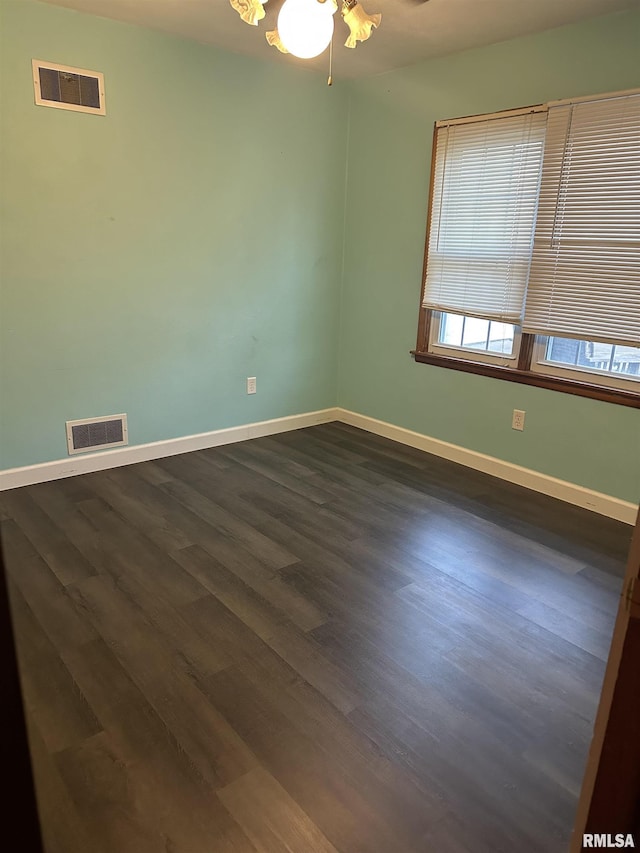 728 E 4th St, Flora, IL 62839 - photo 19