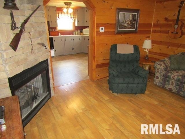 485 Peters Creek Rd, Cave In Rock, IL 62919 - photo 8