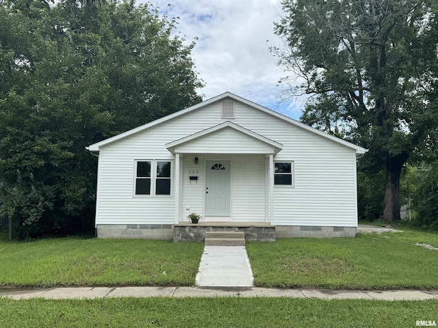 408 W 5th St, Flora, IL 62839 - photo 1