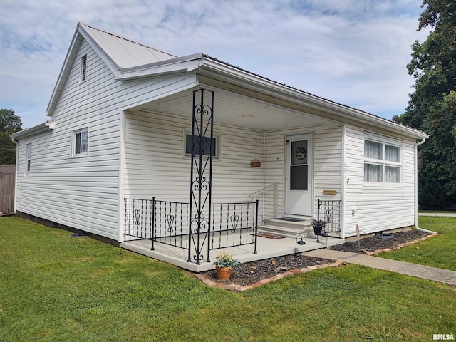 601 S State St, Christopher, IL 62822 - photo 1