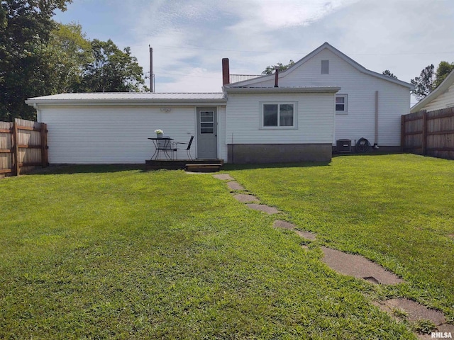 601 S State St, Christopher, IL 62822 - photo 2
