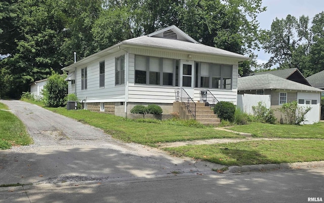 502 W Chestnut St, Carbondale, IL 62901 - photo 1