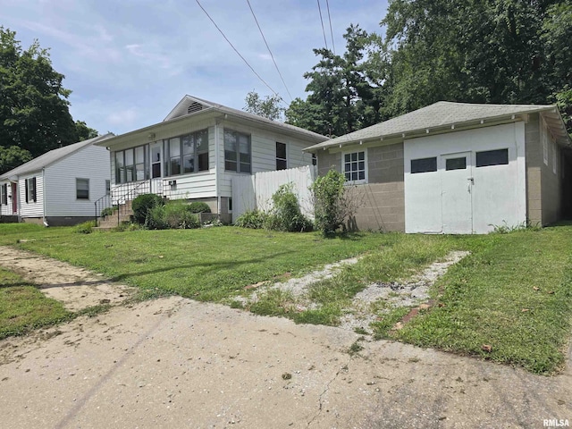 502 W Chestnut St, Carbondale, IL 62901 - photo 3