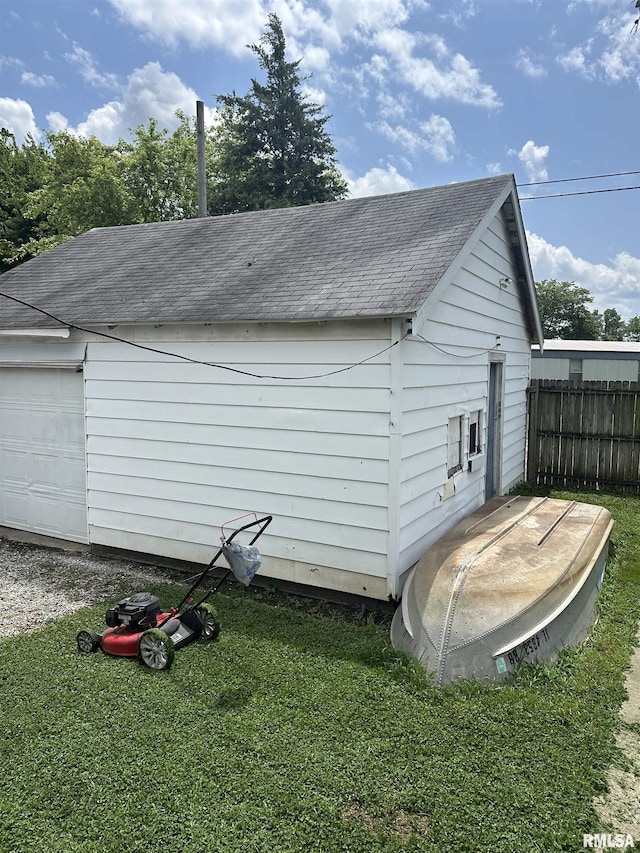 8 E Hawkins St, Pinckneyville, IL 62274 - photo 3