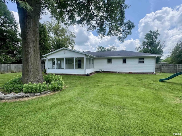 11 W Oak Park St, Centralia, IL 62801 - photo 3