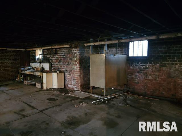101 S 6th St, Murphysboro, IL 62966 - photo 33