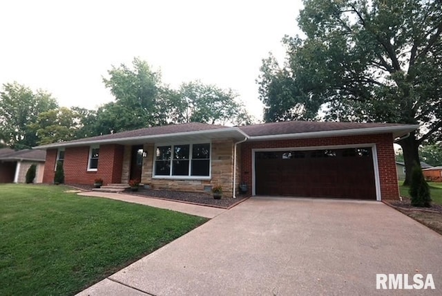 200 Circle Dr, Herrin, IL 62948 - photo 24