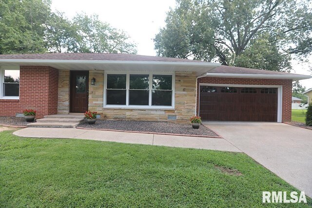 200 Circle Dr, Herrin, IL 62948 - photo 4