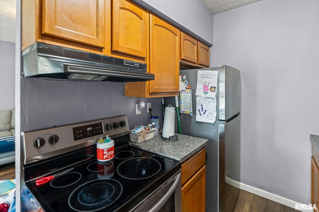 506 N Broadway Ave, Salem, IL 62881 - photo 15
