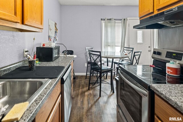 506 N Broadway Ave, Salem, IL 62881 - photo 17