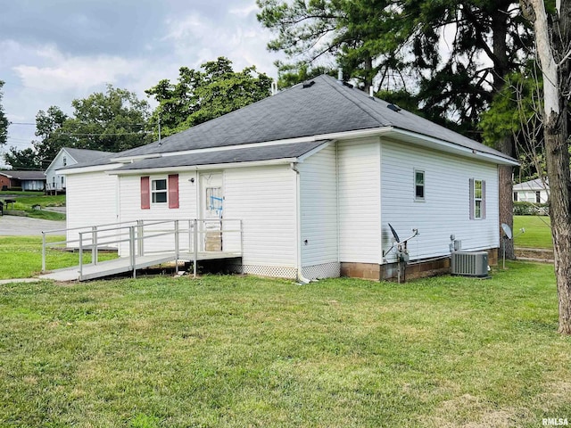 2417 1st St, Eldorado, IL 62930 - photo 5