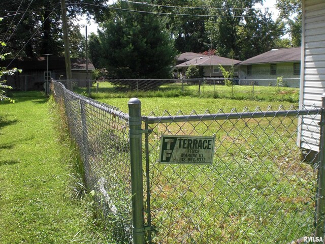 216 S Pecan St, Desoto, IL 62924 - photo 12