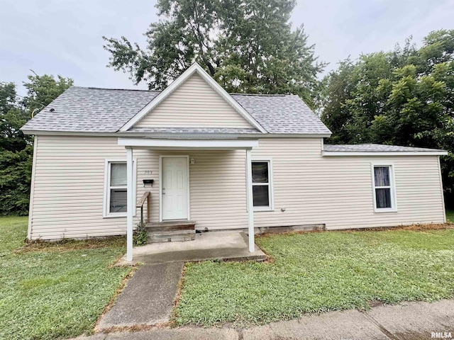 709 N Garfield St, Marion, IL 62959 - photo 1