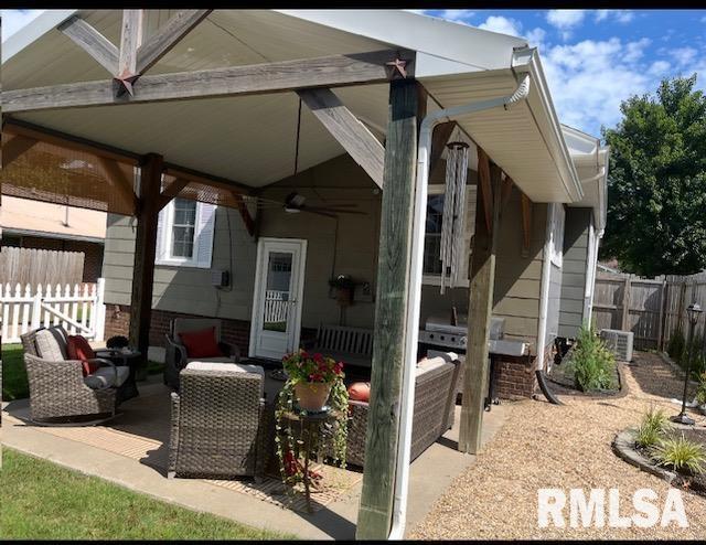 2139 Herbert St, Murphysboro, IL 62966 - photo 21