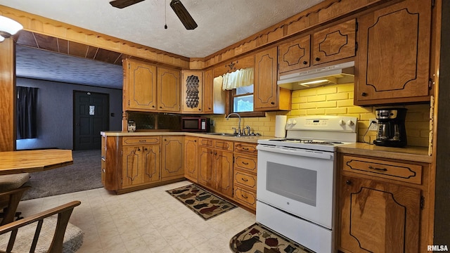1210 Peterson Ave, Johnston City, IL 62951 - photo 3