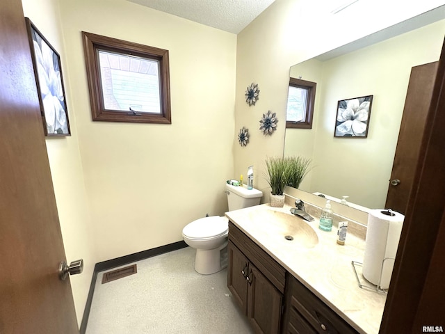 319 E 7th St, Centralia, IL 62801 - photo 9