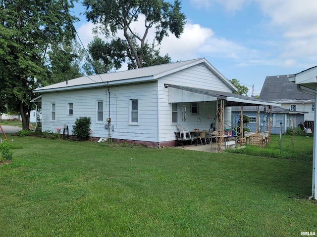 1220 S Jefferson St, Salem, IL 62881 - photo 3