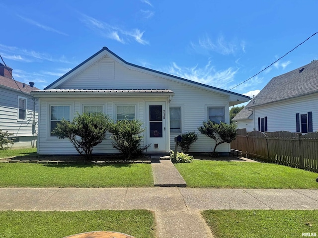 718 Girard St, Metropolis, IL 62960 - photo 2