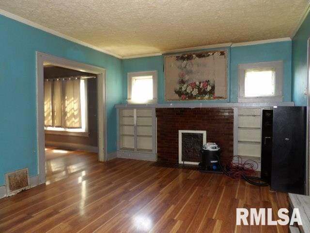 210 W Lincoln St, Harrisburg, IL 62946 - photo 3