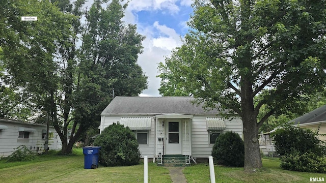610 S Jackson St, West Frankfort, IL 62896 - photo 1