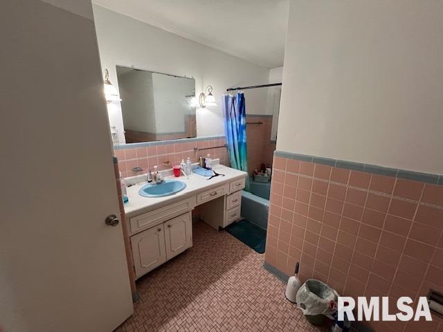 1403 W Hendrickson St, Marion, IL 62959 - photo 17