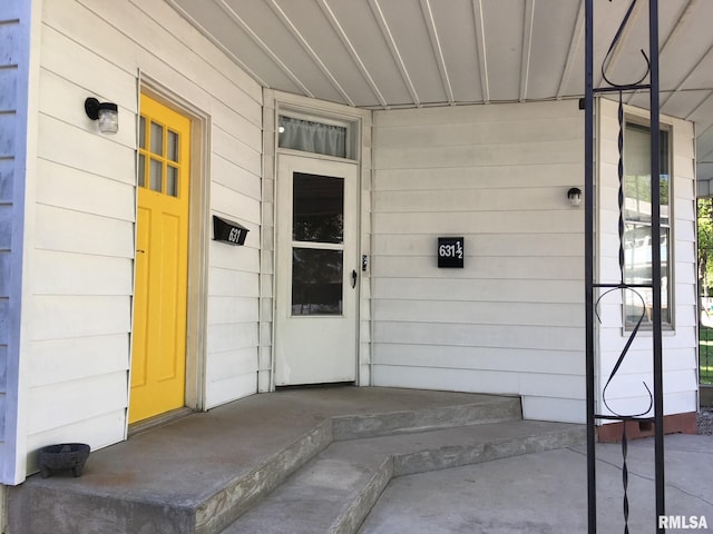 631 N Johnson St, Macomb, IL 61455 - photo 2