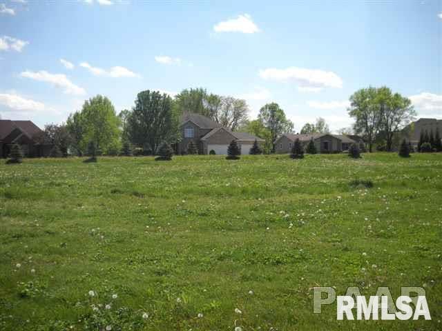 Listing photo 2 for LOT35 Grandview Ct, Pekin IL 61554