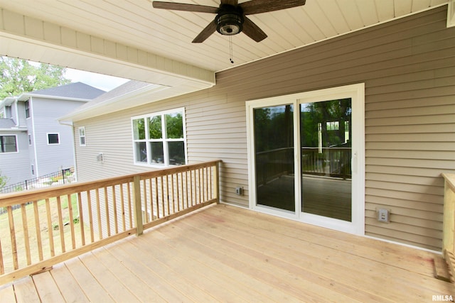 deck with ceiling fan