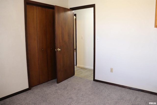 utility room featuring gas water heater and heating utilities