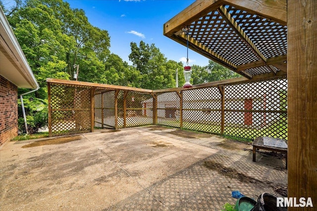 birds eye view of property featuring a rural view