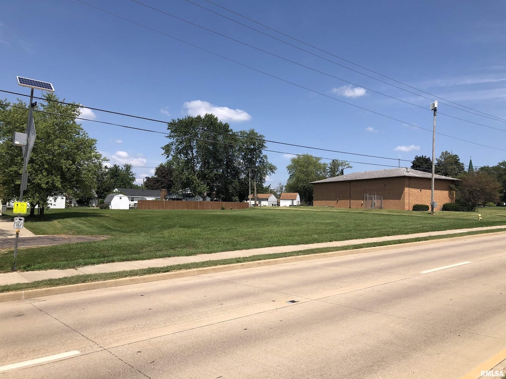 2218 Washington Rd, Washington, IL 61571 - photo 1