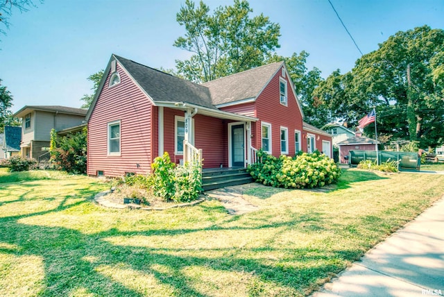 view of front facade featuring a front yard