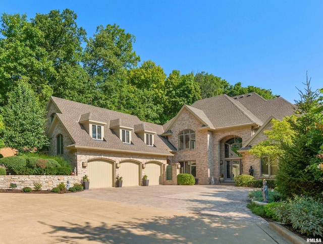 view of front facade with a garage