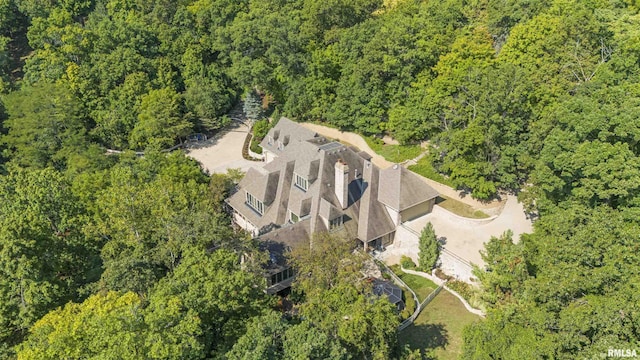 200 W Ravinwoods Rd, Peoria, IL 61615 - view of subject property with a heavily wooded area