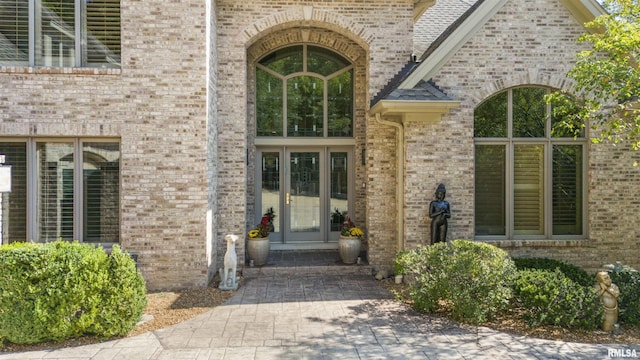 200 W Ravinwoods Rd, Peoria, IL 61615 - entrance to property with brick siding