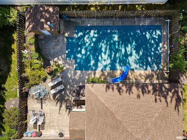 birds eye view of property