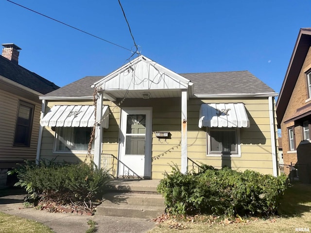 view of front of property