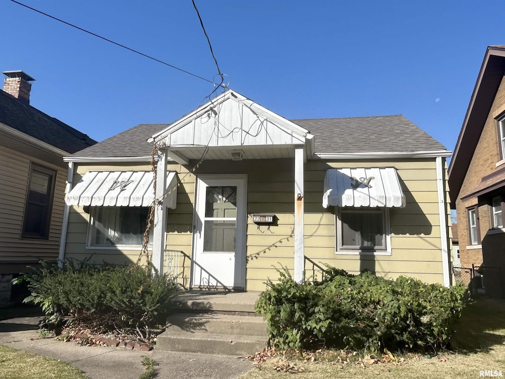 view of front of house