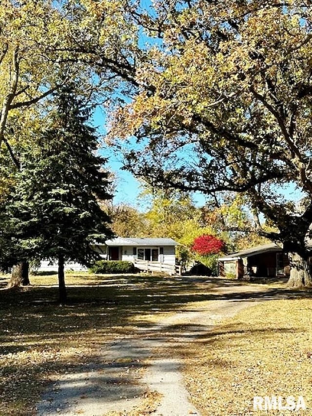 view of front of home