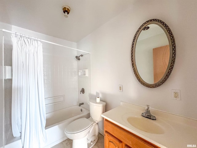 full bathroom featuring toilet, vanity, and shower / tub combo with curtain