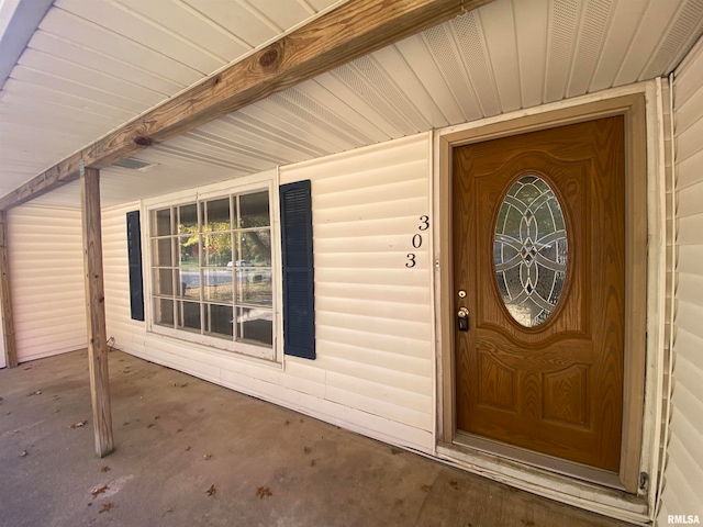 view of entrance to property