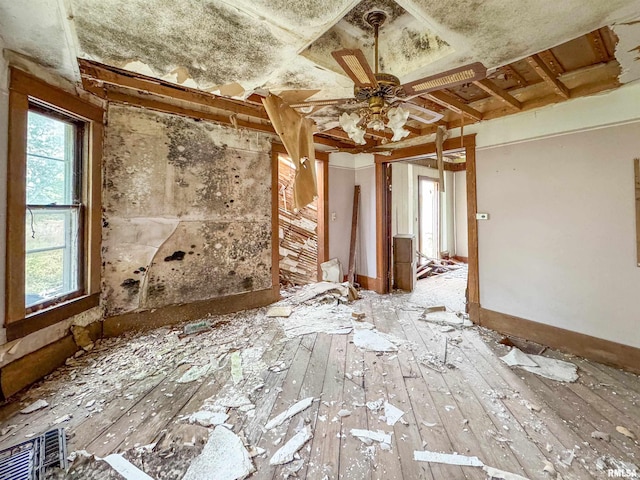 miscellaneous room featuring ceiling fan