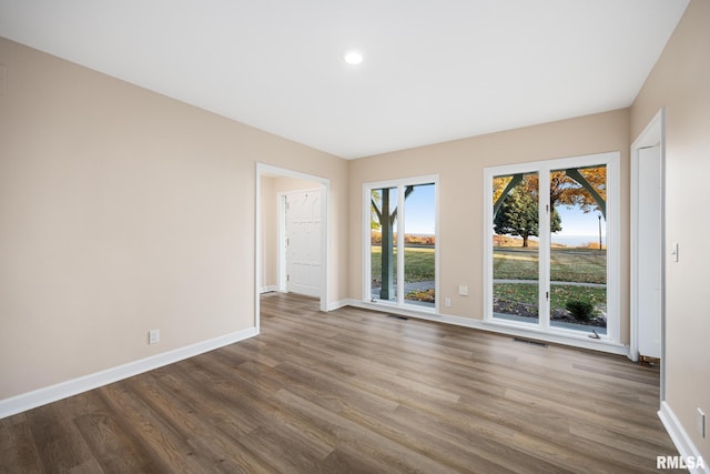 4755 N Grandview Dr, Peoria Heights, IL 61616 - photo 14