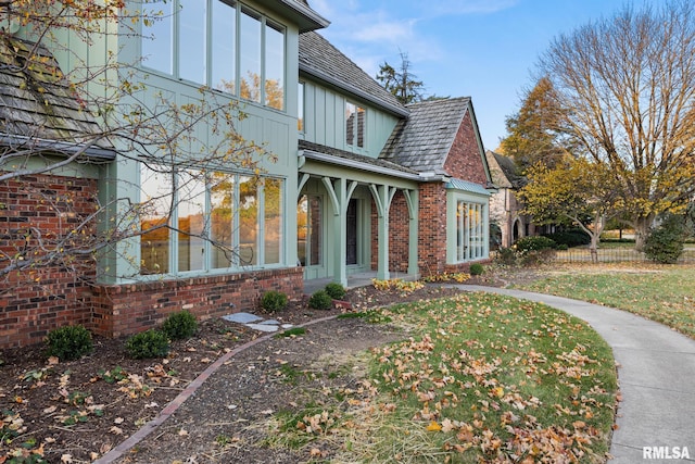 view of home's exterior