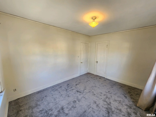 view of carpeted spare room