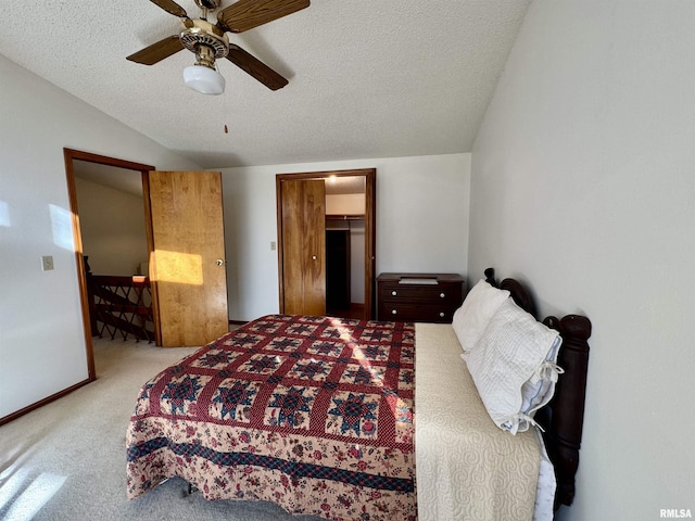10110 E 850th St, Colchester, IL 62326 - bedroom with vaulted ceiling, a textured ceiling, carpet, ceiling fan, and a closet