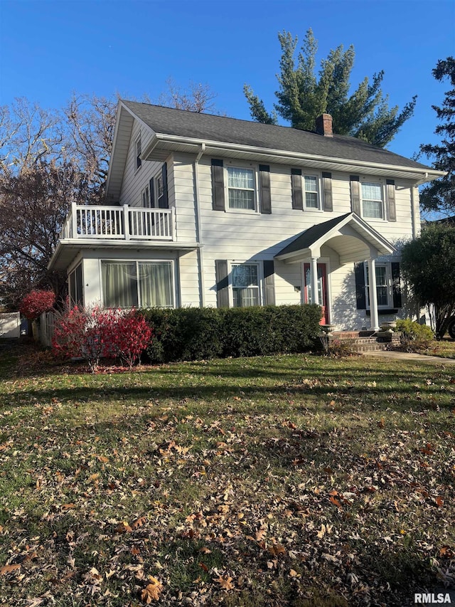 view of front of house featuring a front yard