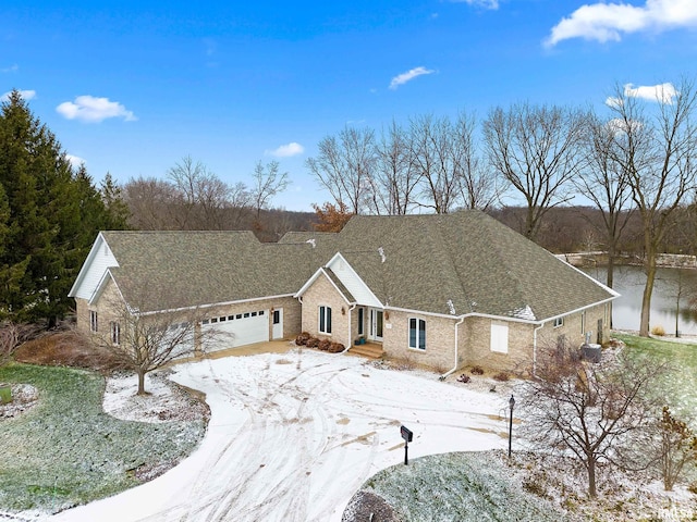 view of front of house featuring a garage