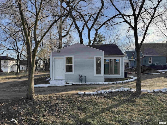 view of front of home with a front yard