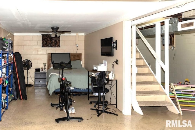 bedroom with ceiling fan